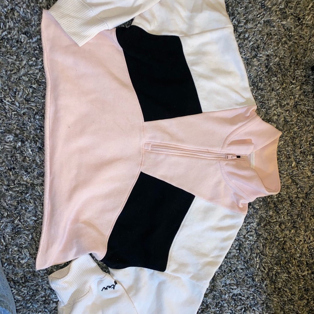 XS Crop Sweater from Hollister